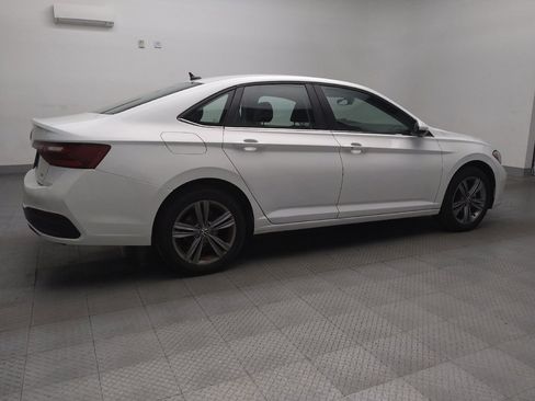 Used 2024 Volkswagen Jetta SE image 10