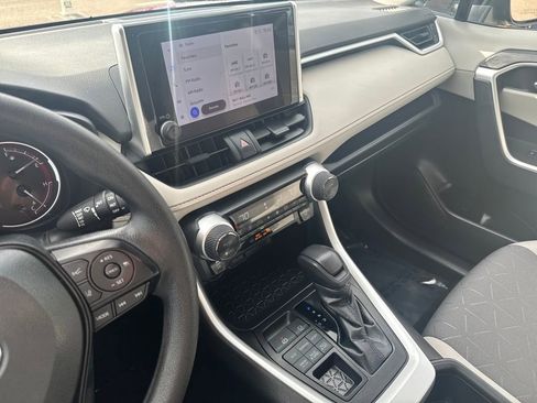 Used 2023 Toyota RAV4 XLE image 23