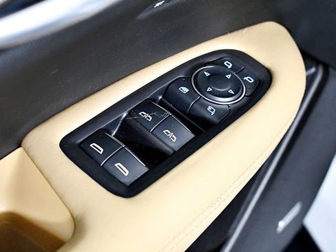 Used 2021 Cadillac XT5 Sportv w/ Platinum Package image 18