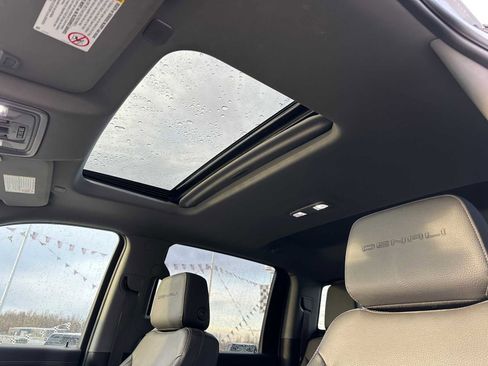 Used 2022 GMC Sierra 2500 Denali image 23