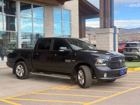 Used 2017 RAM 1500 Sport image 2