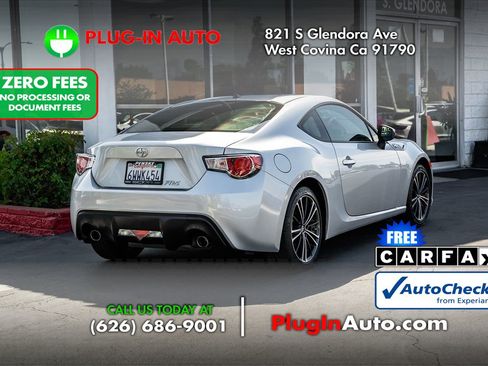 Used 2013 Scion FR-S RWD image 5