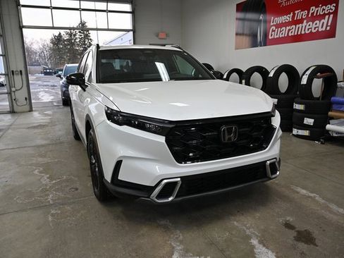 Used 2023 Honda CR-V Sport Touring image 3