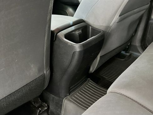 Used 2020 Toyota Tacoma SR5 AWD/4WD image 28