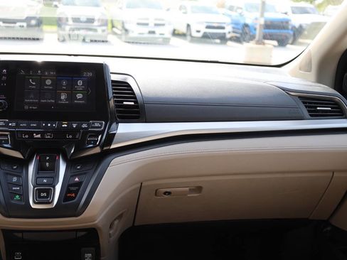 Used 2023 Honda Odyssey EX-L image 25