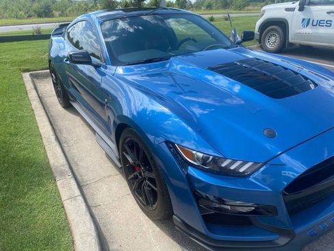 Used 2021 Ford Mustang Shelby GT500 w/ Technology Package RWD image 19