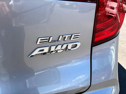 Used 2016 Honda Pilot Elite image 32