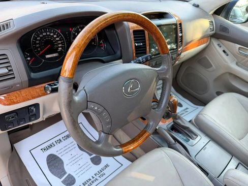 Used 2004 Lexus GX 470 AWD/4WD image 11