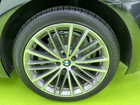 Used 2018 BMW 530i xDrive image 15