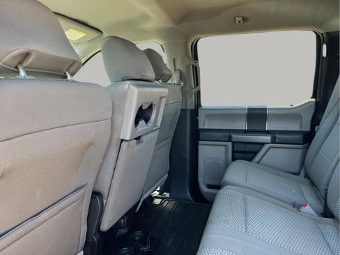 Used 2017 Ford F150 XLT w/ Trailer Tow Package image 23