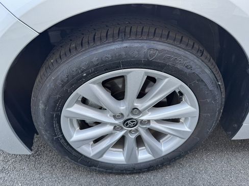 Used 2026 Toyota Corolla LE w/ LE Premium Package FWD image 24