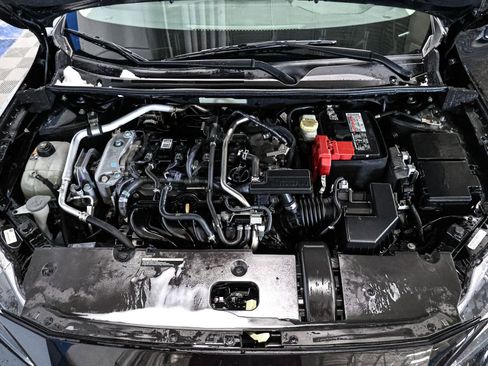 Used 2021 Nissan Sentra SV image 16