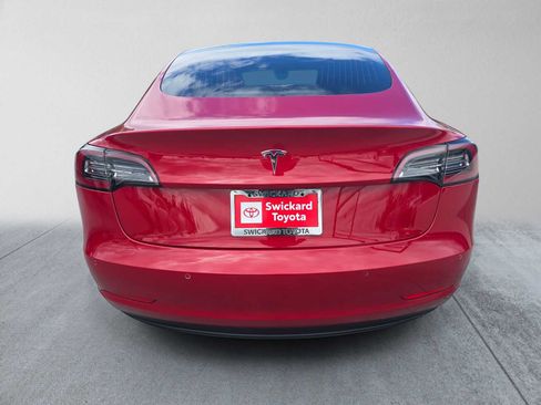 Used 2018 Tesla Model 3 Long Range RWD image 4