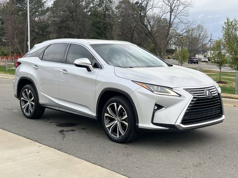 Used 2019 Lexus RX 350 FWD w/ Navigation Package image 2