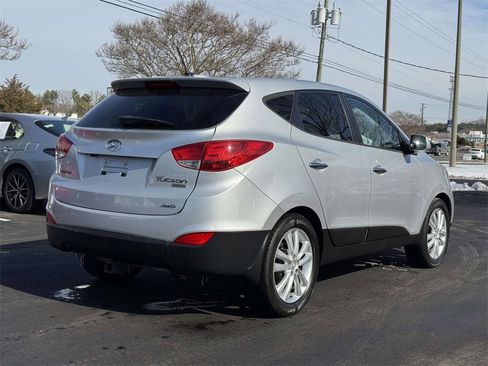 Used 2011 Hyundai Tucson Limited w/ Premium Pkg 3 image 21