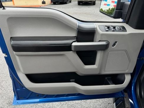 Used 2017 Ford F150 XLT w/ Equipment Group 302A Luxury AWD/4WD image 11