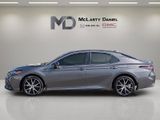 Used 2022 Toyota Camry SE image 3