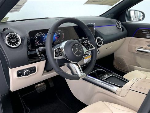 New 2026 Mercedes-Benz GLA 250 image 8