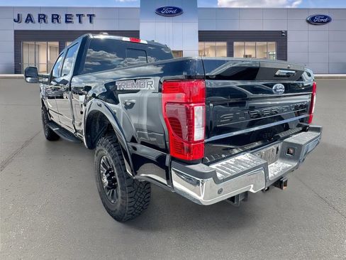 Used 2021 Ford F250 Lariat w/ Tremor Off-Road Package AWD/4WD image 2