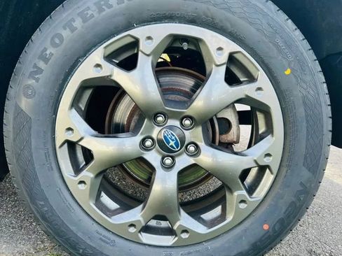 Used 2021 Subaru Crosstrek 2.5i Sport w/ Moonroof Package image 27