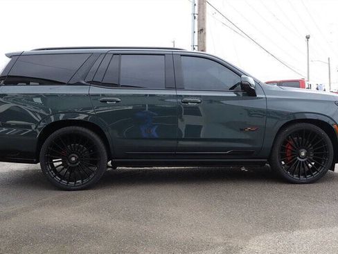 Used 2026 Cadillac Escalade V w/ LPO, ONYX Package AWD/4WD image 6