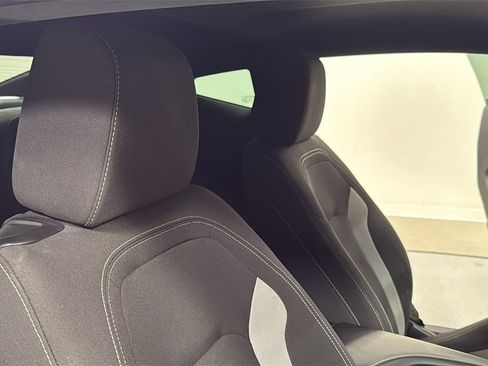 Used 2019 Chevrolet Camaro LT w/ RS Package image 19