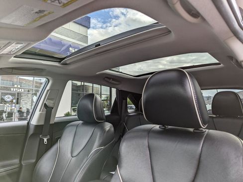 Used 2014 Toyota Venza Limited w/ Tow Prep Package image 31