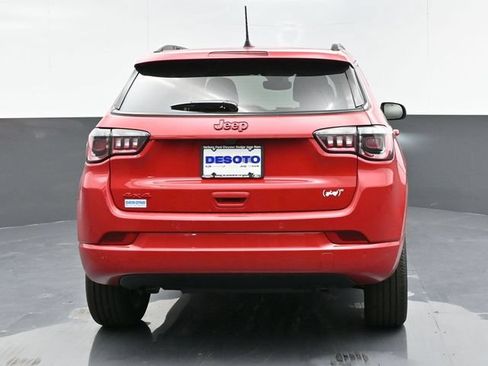 Used 2024 Jeep Compass Limited AWD/4WD image 7