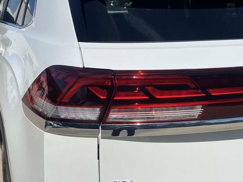 New 2026 Volkswagen Atlas Cross Sport SEL AWD/4WD image 5
