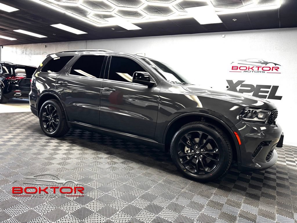 Used 2024 Dodge Durango GT w/ Blacktop Package RWD image 1