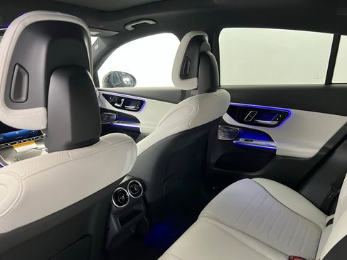 New 2026 Mercedes-Benz GLC 300 4MATIC image 19