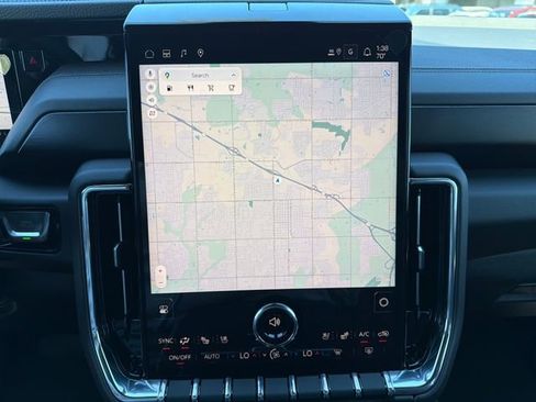 New 2026 GMC Yukon Denali w/ Sun & Power Step Package AWD/4WD image 16