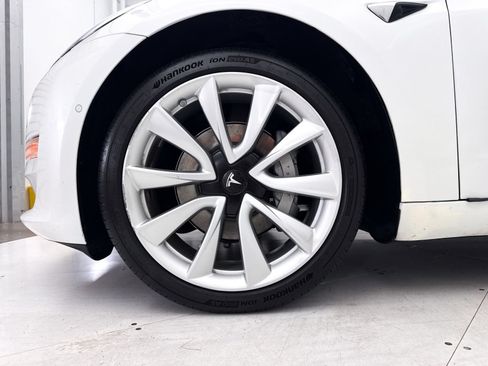 Used 2019 Tesla Model 3 Long Range RWD image 15