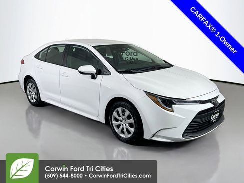 Used 2024 Toyota Corolla LE image 1