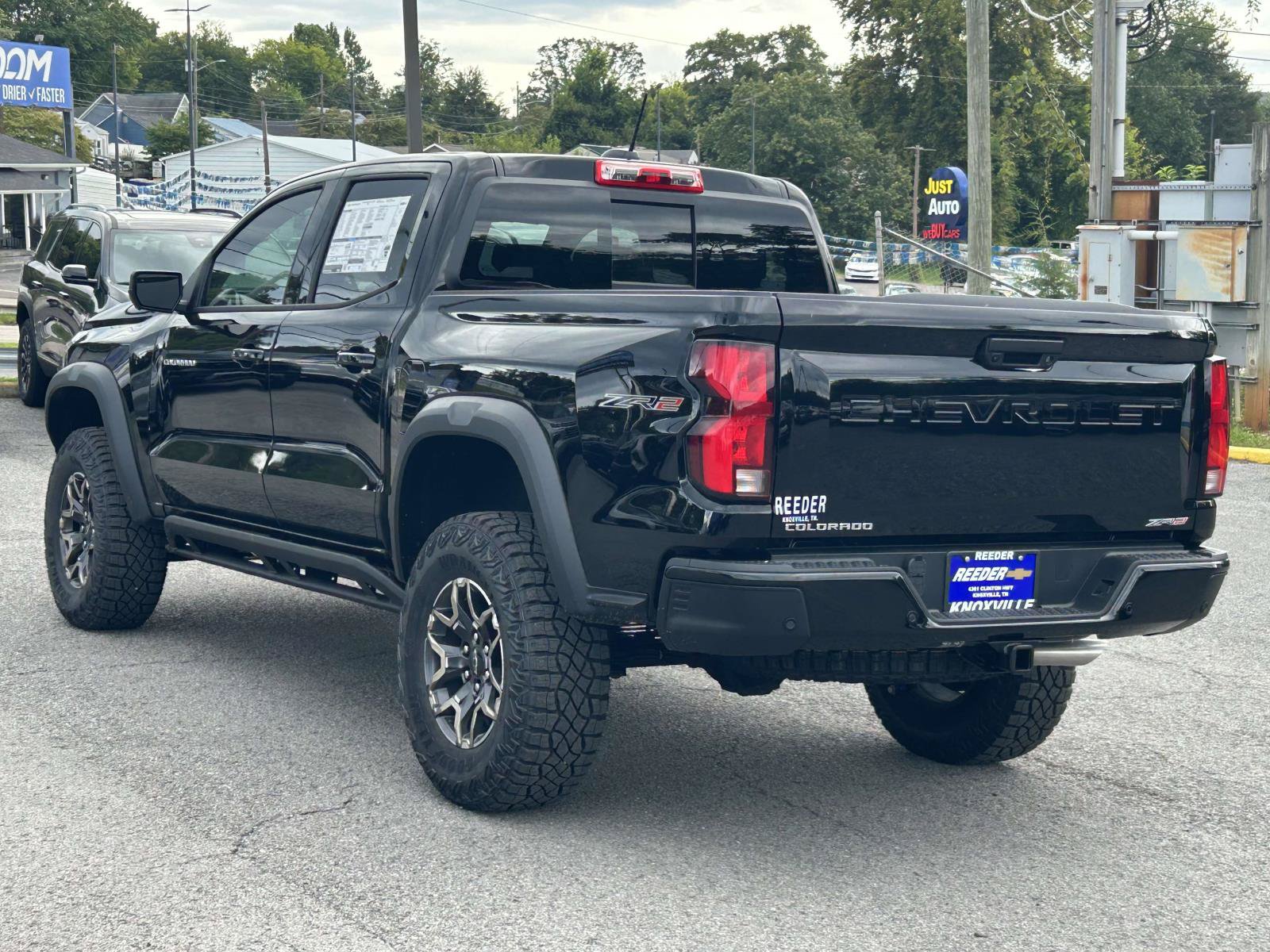 New 2026 Chevrolet Colorado ZR2 w/ Technology Package AWD/4WD image 5
