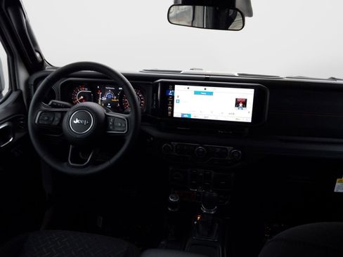 New 2026 Jeep Gladiator Mojave image 8