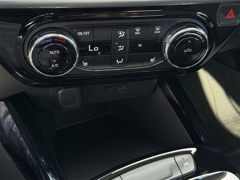 New 2026 Chevrolet Trax LT w/ Driver Confidence Package image 17