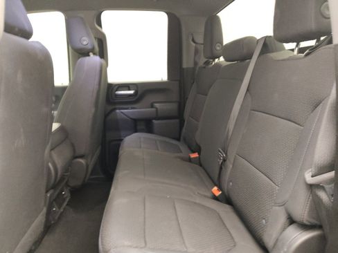 Used 2022 Chevrolet Silverado 2500 Custom w/ Custom Value Package RWD image 18