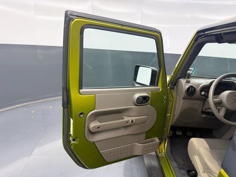 Used 2007 Jeep Wrangler X AWD/4WD image 9