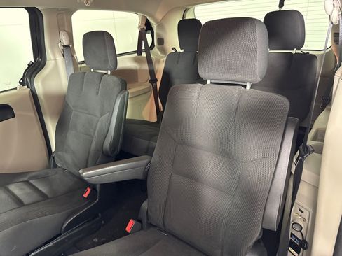Used 2017 Dodge Grand Caravan SE w/ Power Window Group image 17