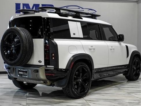 Used 2022 Land Rover Defender 110 X-Dynamic HSE AWD/4WD image 11