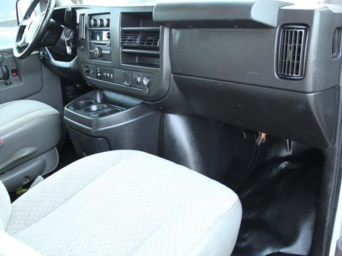 Used 2019 Chevrolet Express 3500 w/ Power Convenience Package image 14