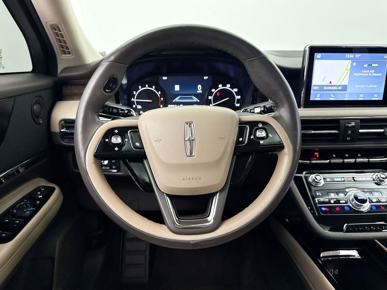 Used 2020 Lincoln Corsair Reserve AWD/4WD image 4