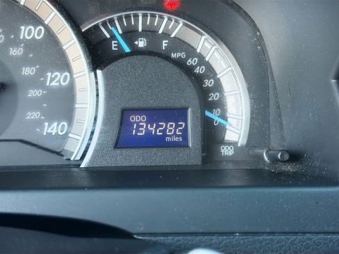 Used 2013 Toyota Camry SE image 34