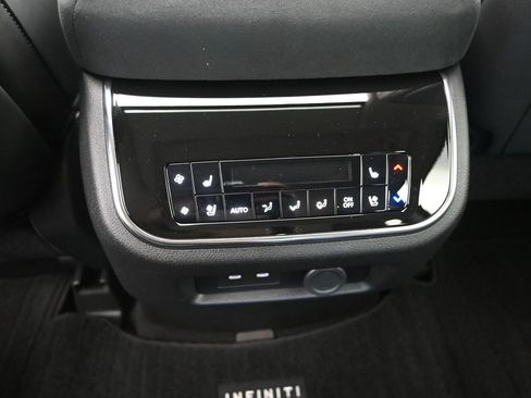 New 2026 INFINITI QX80 Luxe RWD image 19