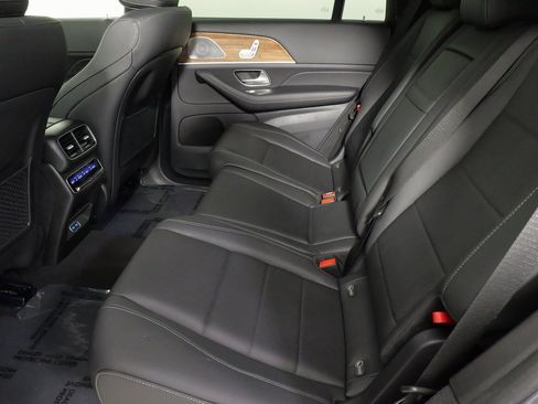 Used 2024 Mercedes-Benz GLS 450 4MATIC w/ AMG Line Exterior image 38