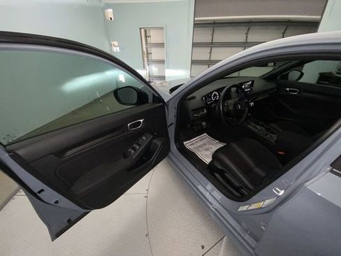 Used 2024 Honda Civic Sport image 11