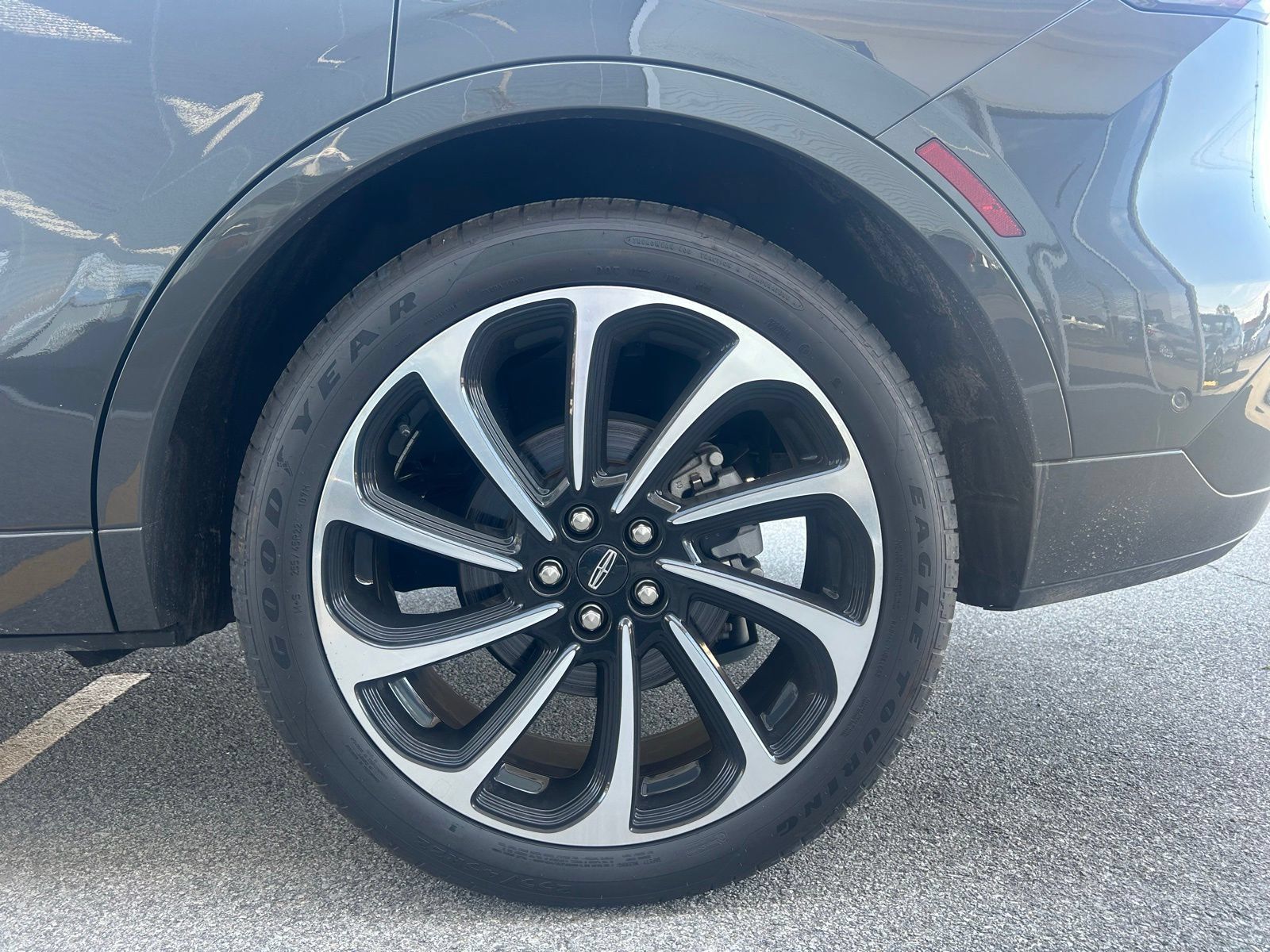 Used 2024 Lincoln Nautilus Black Label AWD/4WD image 29
