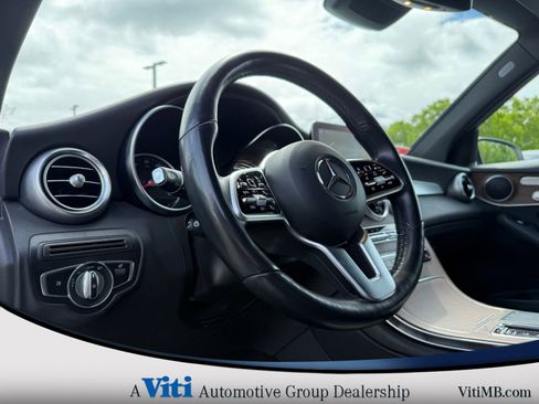 Used 2022 Mercedes-Benz GLC 300 4MATIC image 17
