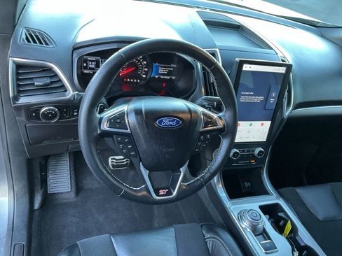Used 2023 Ford Edge ST image 8